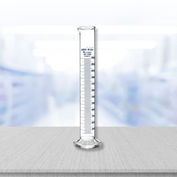 Borosilicate Graduated Cylinder (250 ML)